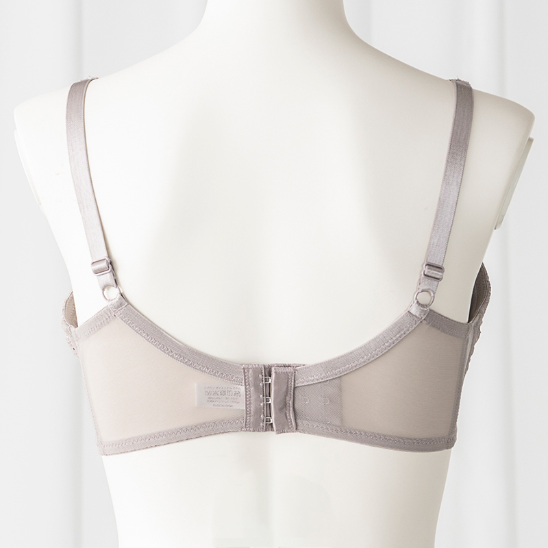 片胸ブラ：モカ背面